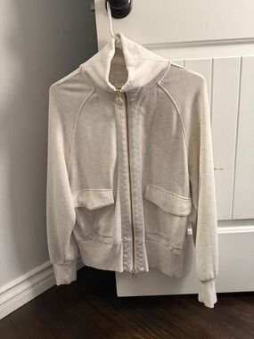 Varley Cream Zip Front Lightweight Jacket